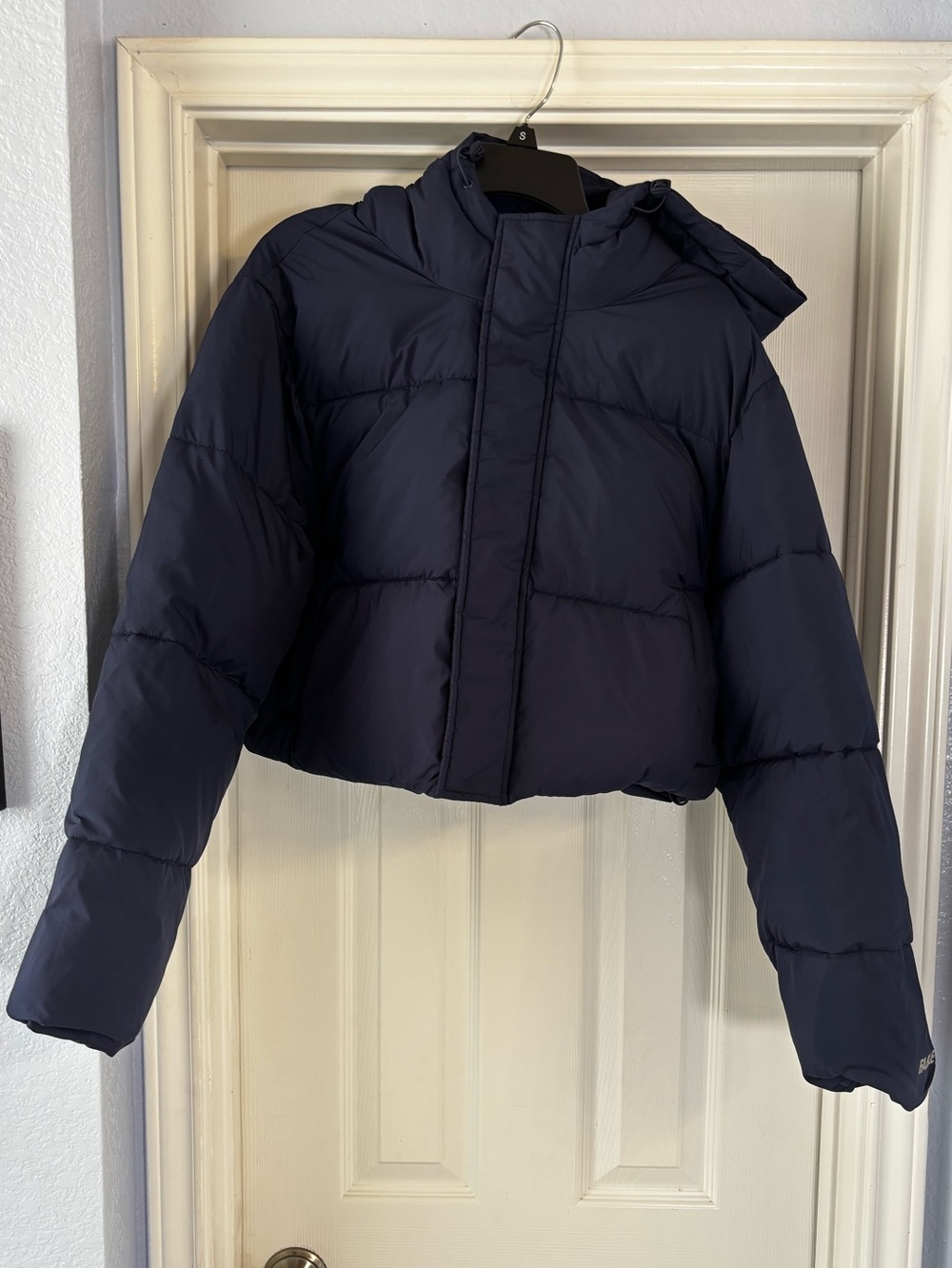 Fabletics Deep Navy Essential Cropped Hooded Puffer Jacket Size Large